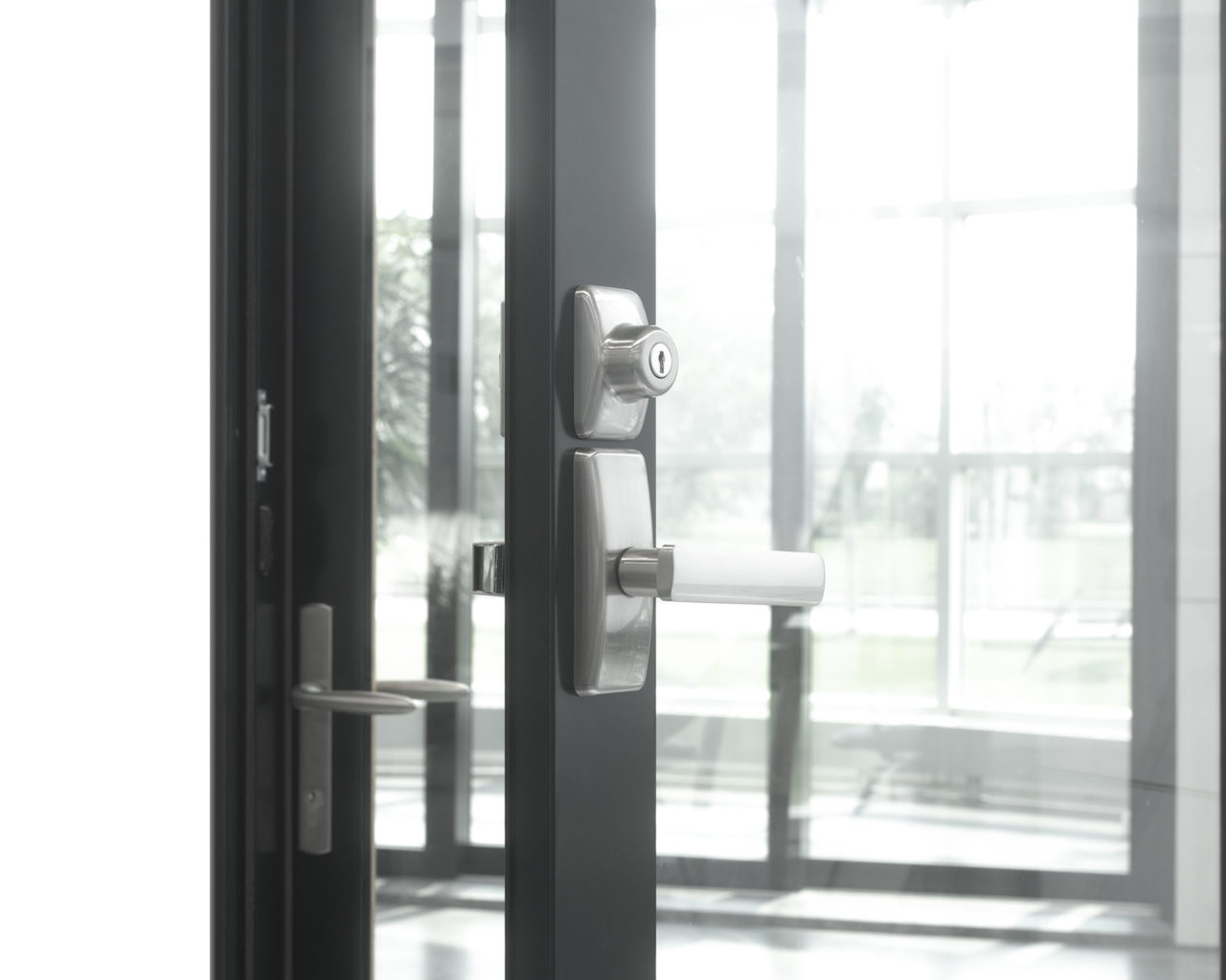Screen Storm Door Medium Shot